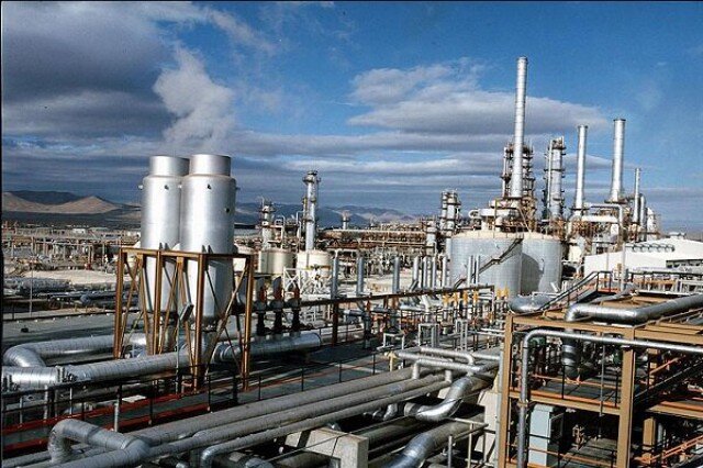 درآمدزایی ۱۱۰ میلیارد دلاری پتروشیمی ها طی ۷ سال گذشته