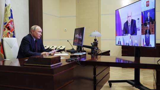 پوتین: غرب با تحریم‌ها صرفا به خودش آسیب می‌رساند