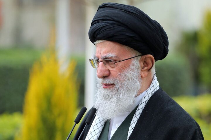 تشکر رهبر انقلاب از ملت ایران به خاطر حضور در پای صندوق‌های رأی