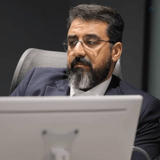 سقوط عدالت در نیویورک: آیا کریم‌خان قربانی «حق‌طلبی» شد؟